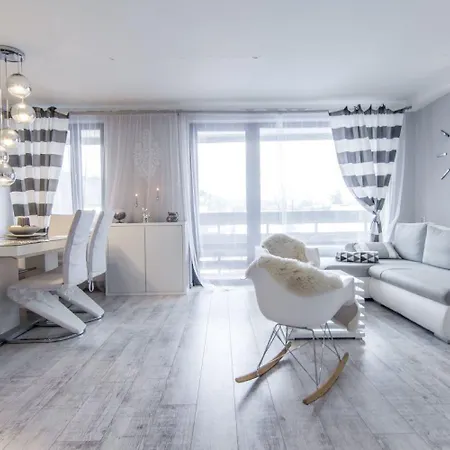公寓 Krupowki I Styl, Krupowki I Mila W Centrum Przy Krupowkach Apartzakop 扎科帕内